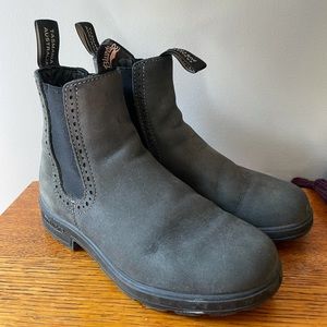 Blundstone Women’s High Top boots Size 7.5